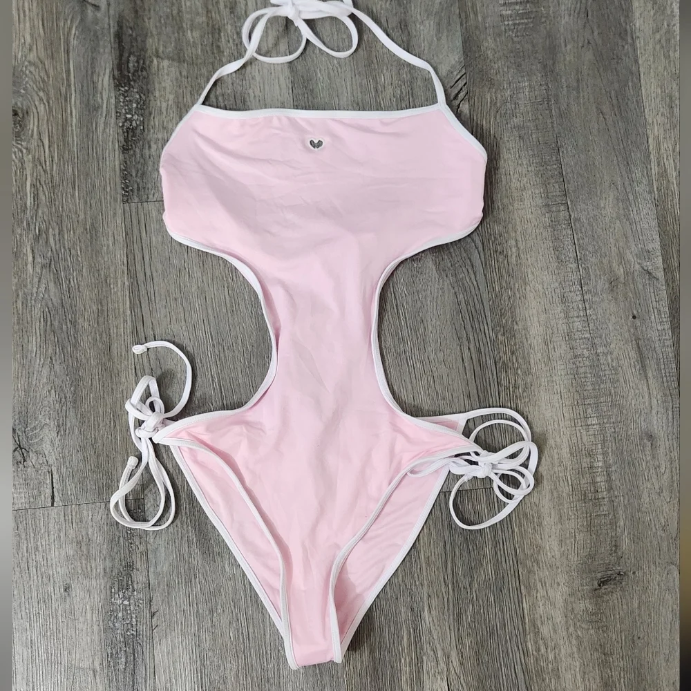 New!Frankies Bikini Amalia‎ One-piece Monokini Pink Heart